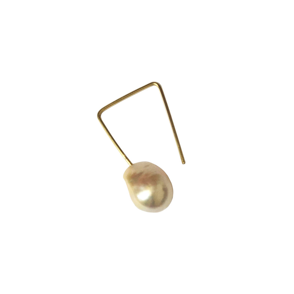 18k Gold Irregular South Sea Pearl Earring – Near The Beach Golden Pearl Single Earring – Objet d'Emotion
