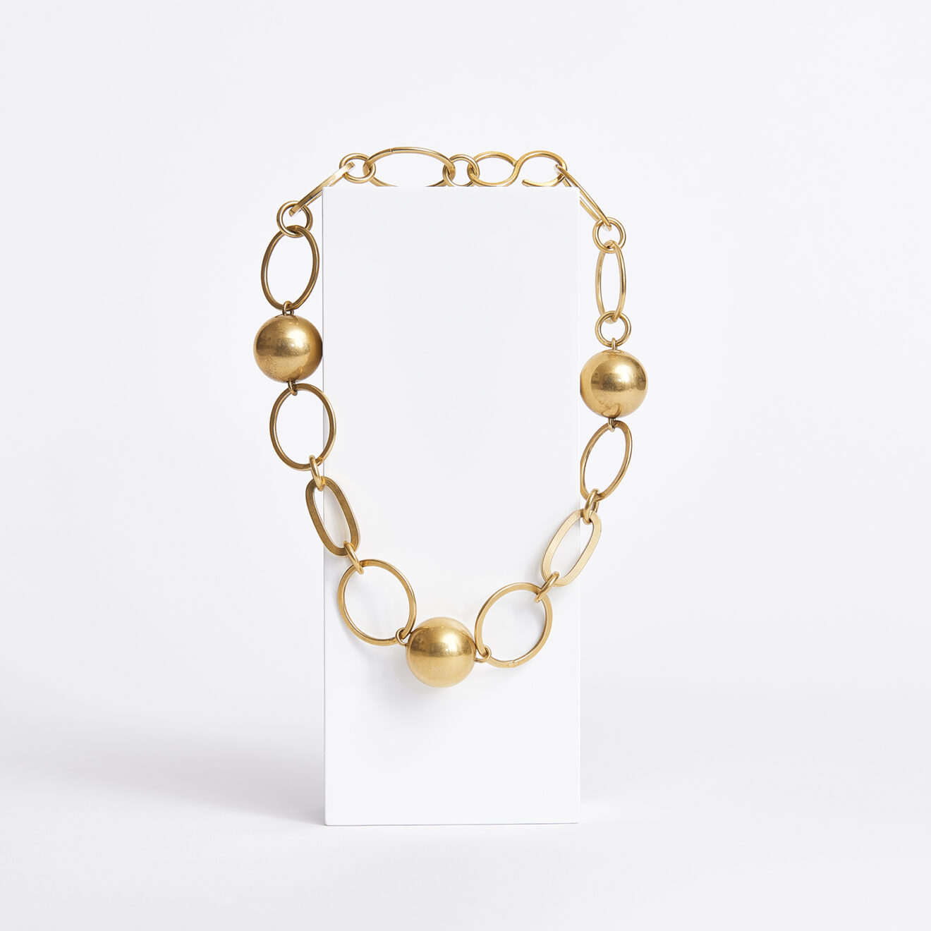 ACCESSORIES-OE1434.square Ball Necklace