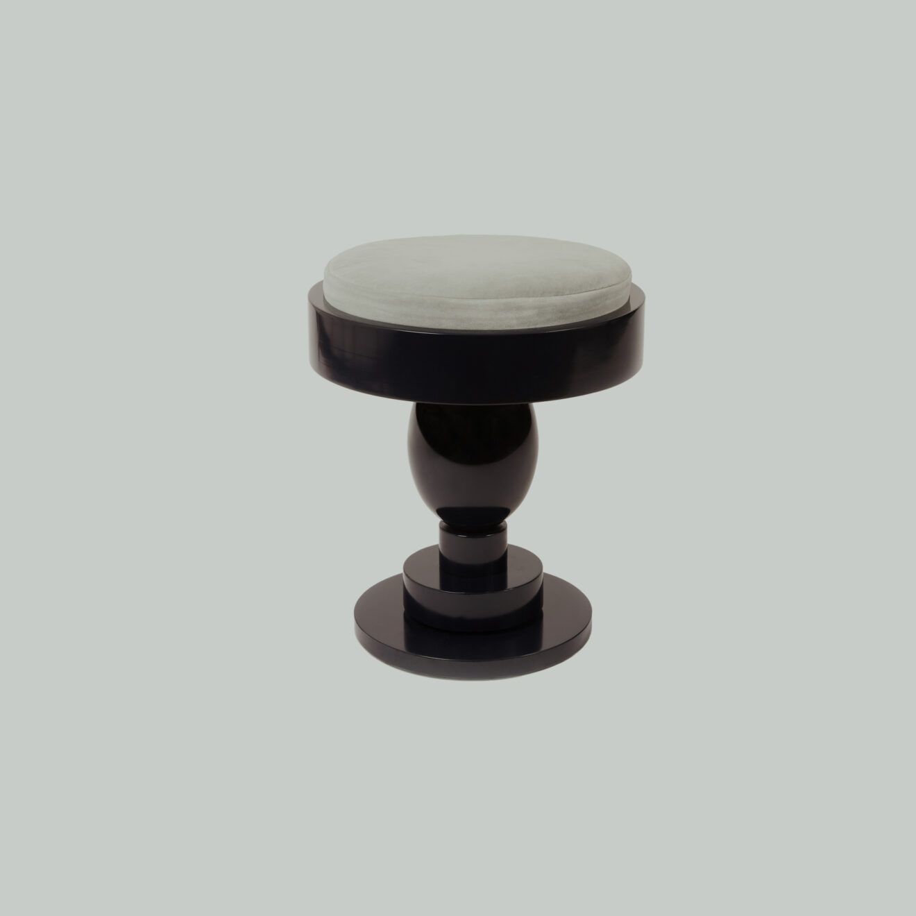 head stool 4 Head Stool