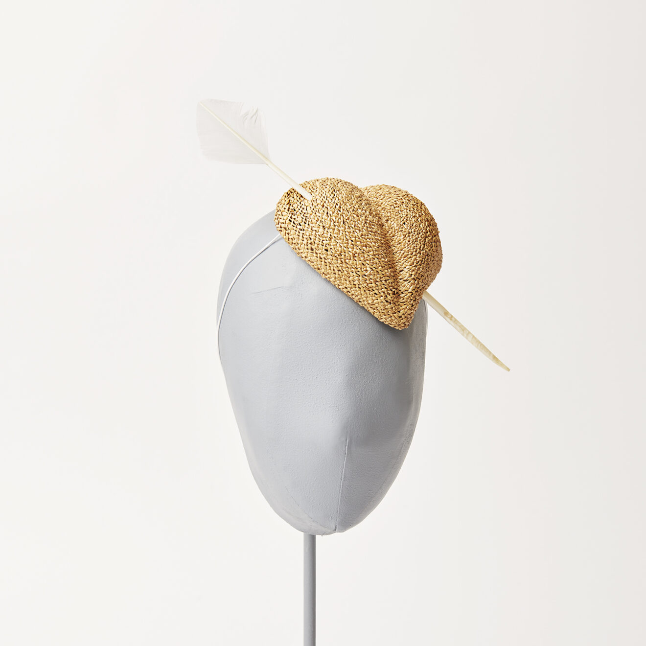 BRIDAL0019 Amour Hat