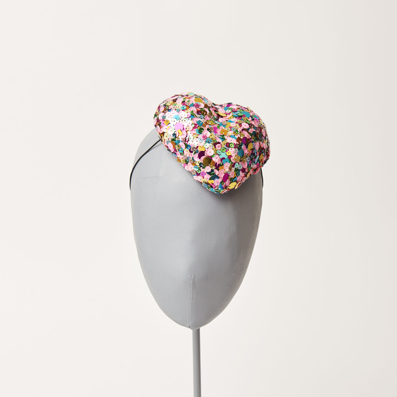 BRIDAL0083 Heart Hat