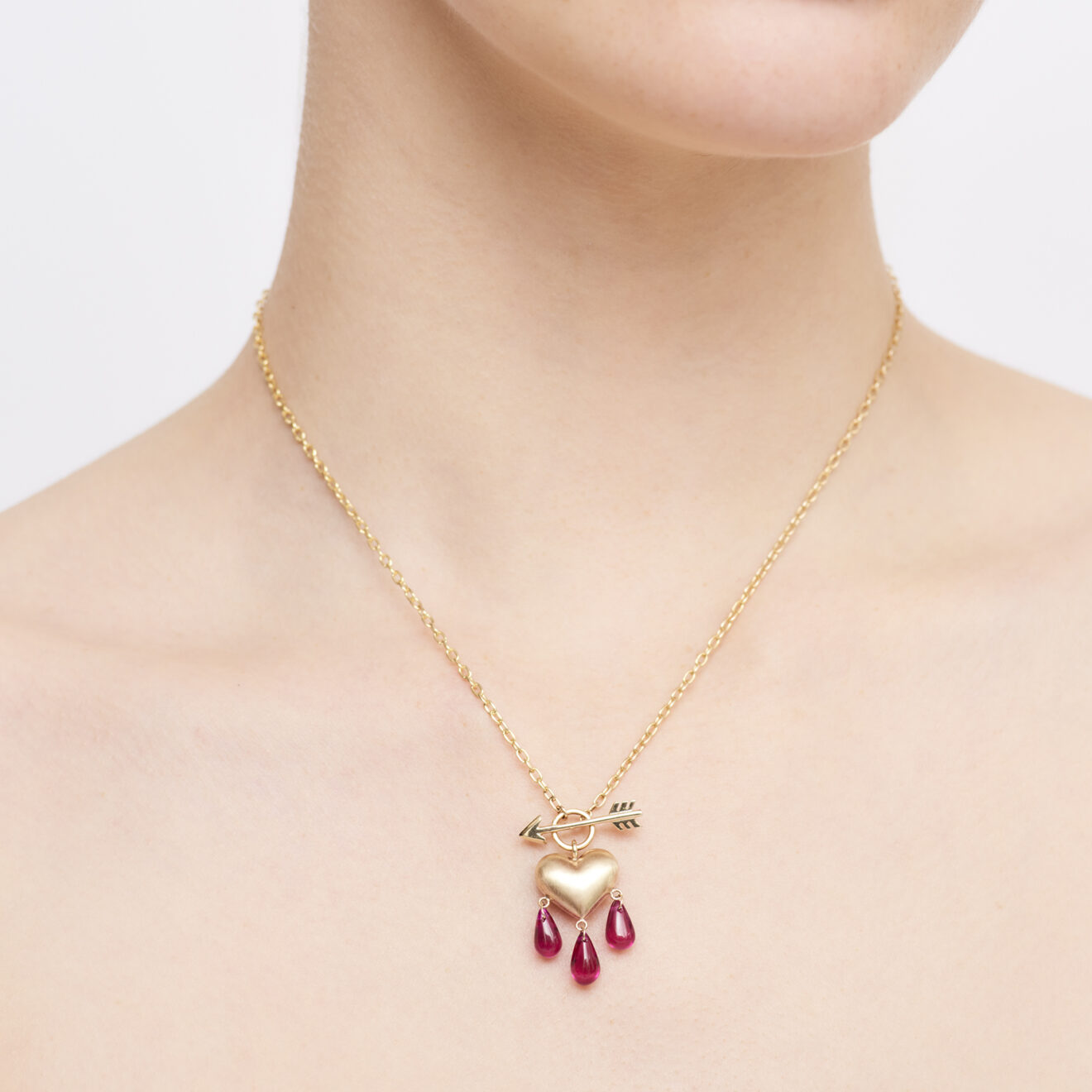 Rachel_Quinn_Heart_Drops_Pendant_ Bleeding Heart Necklace