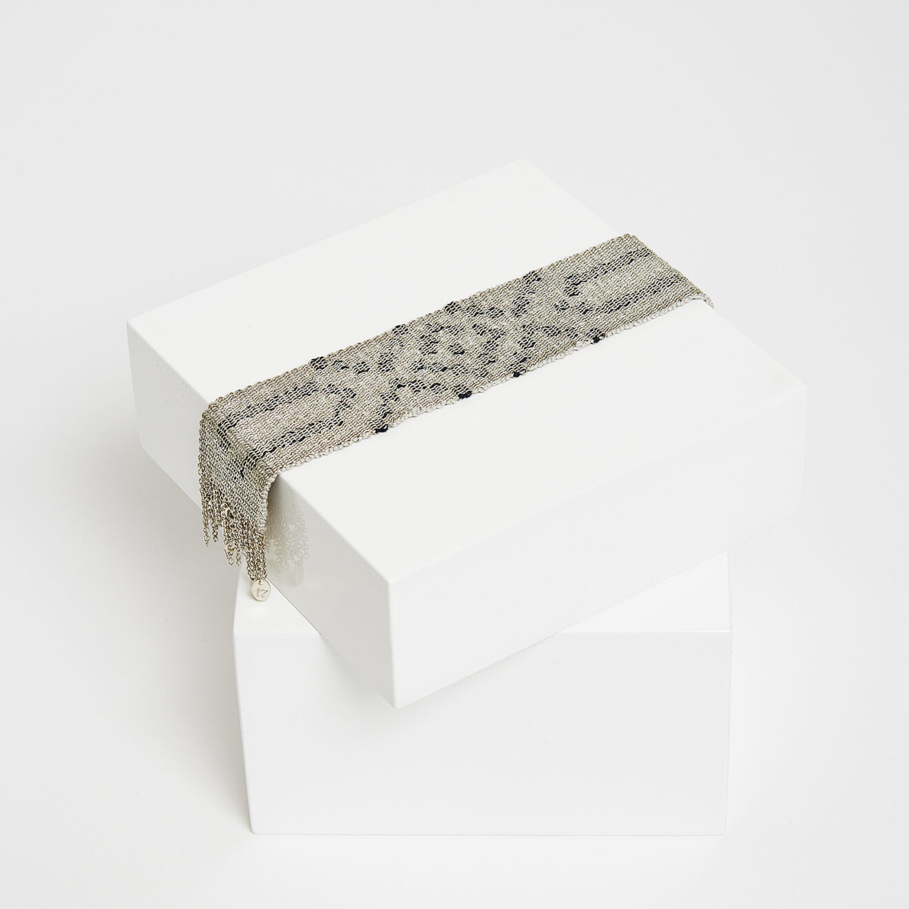 ACCESSORIES-OD-41143 Grey Motifs Bracelet