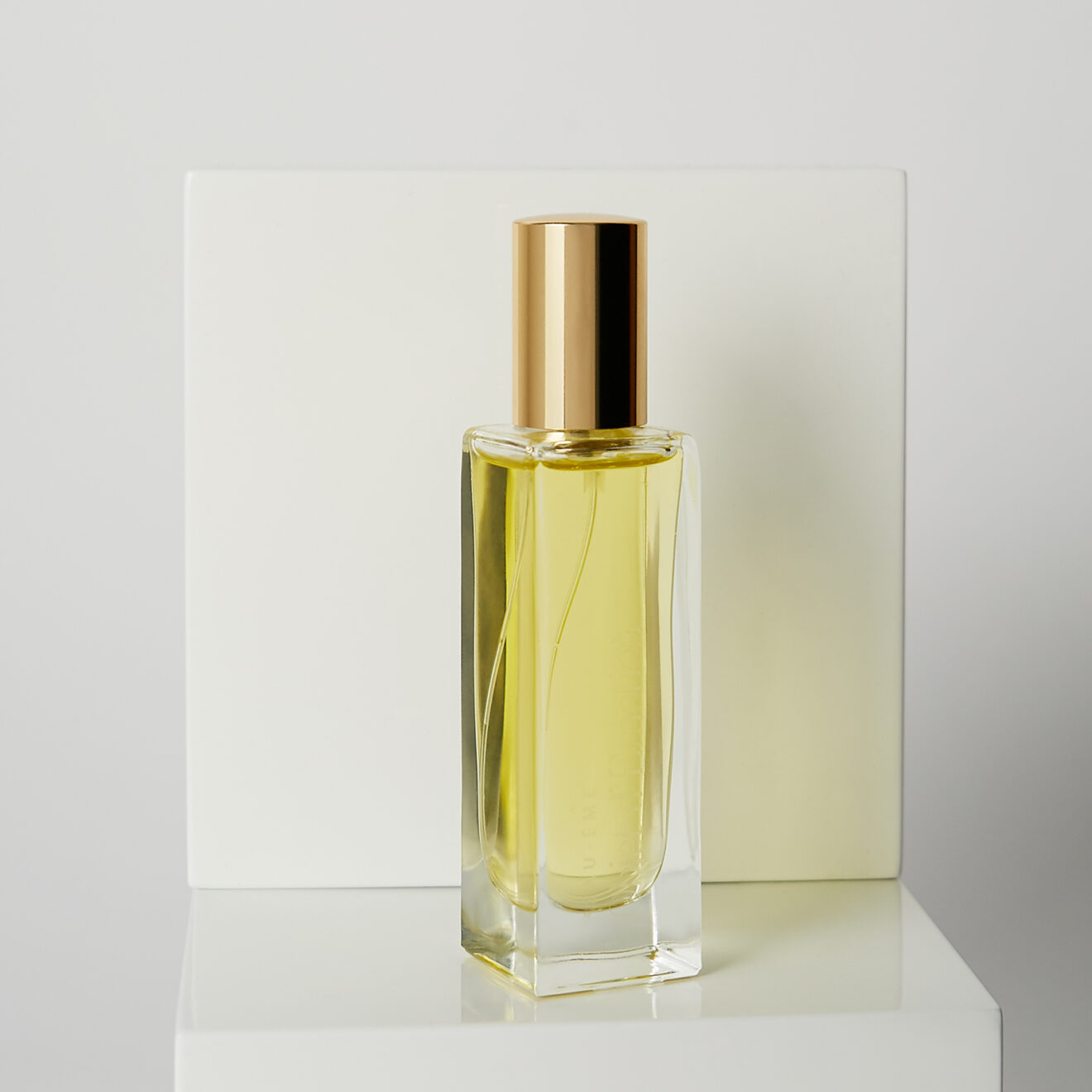 20211126_Valery_Photoshoot9514 Peau-ème Perfume