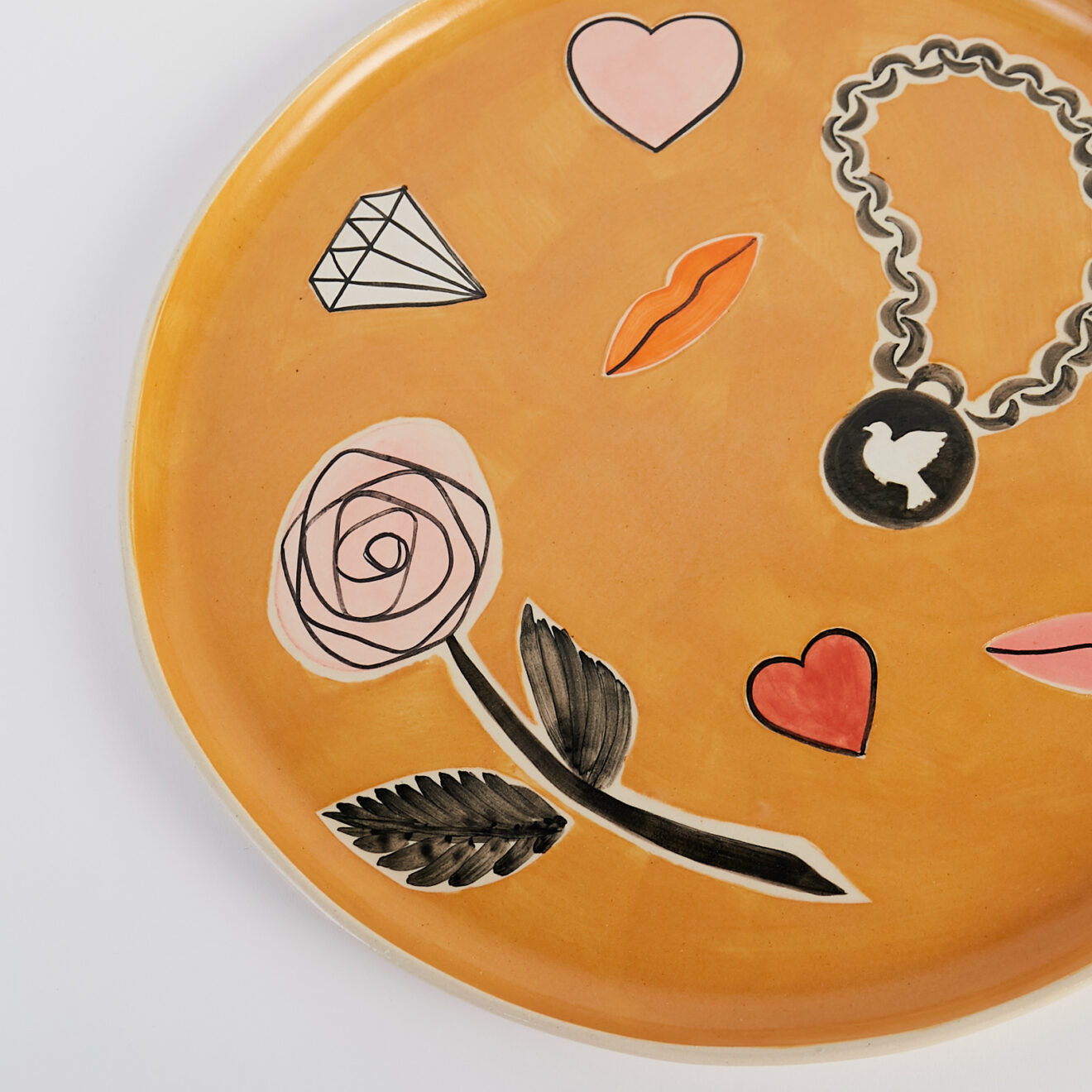 220309_Objet d’Emotion_83 Valery in Wonderland Plate Orange