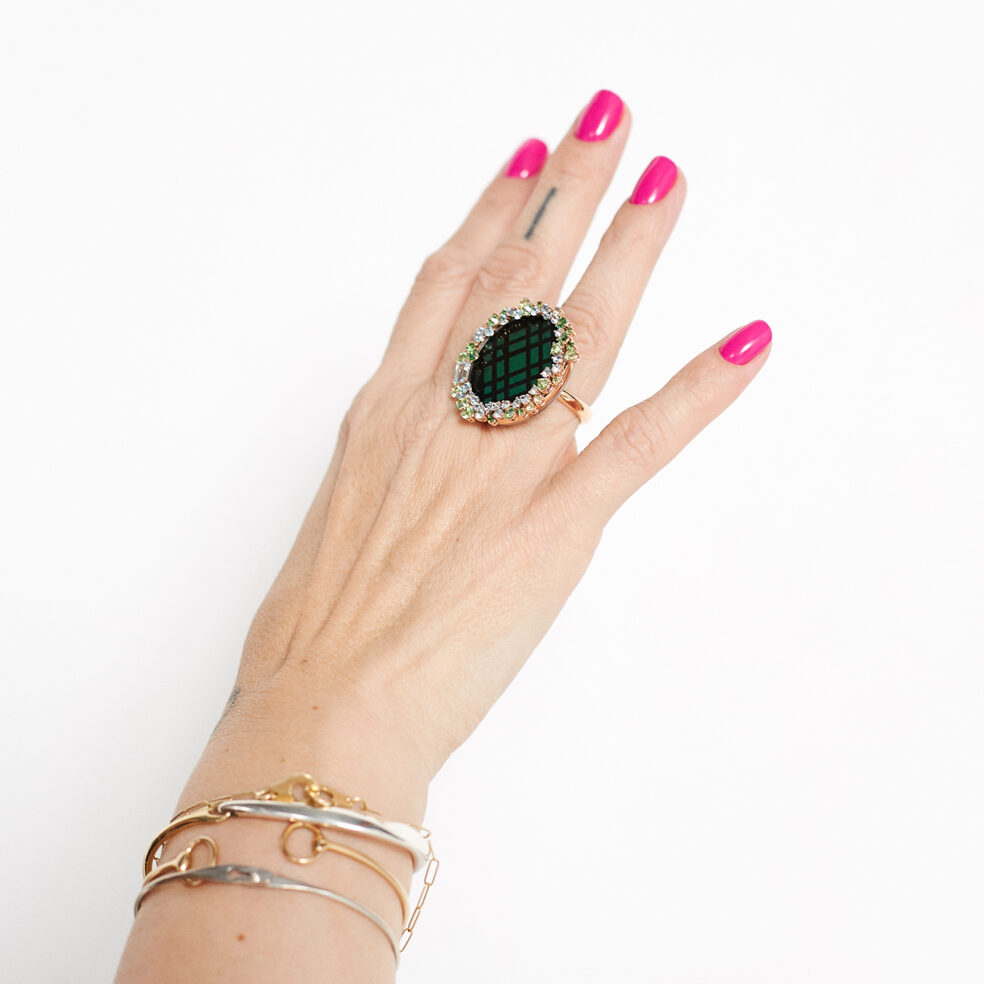 Twiggy in Green Ring